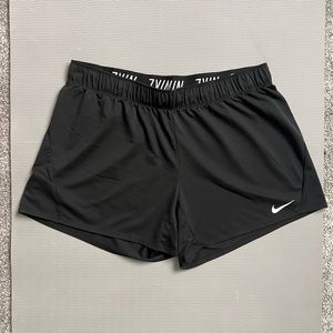 Nike dri-fit Running Shorts (3 of 3)